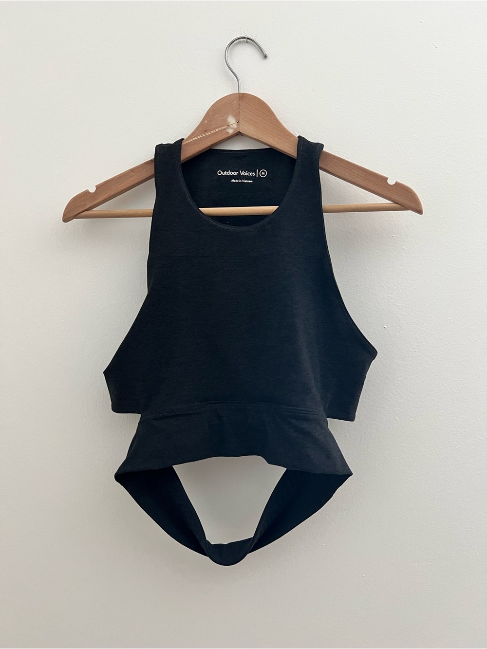 Outdoor Voices Women’s Black Crop Tank Sports Bra